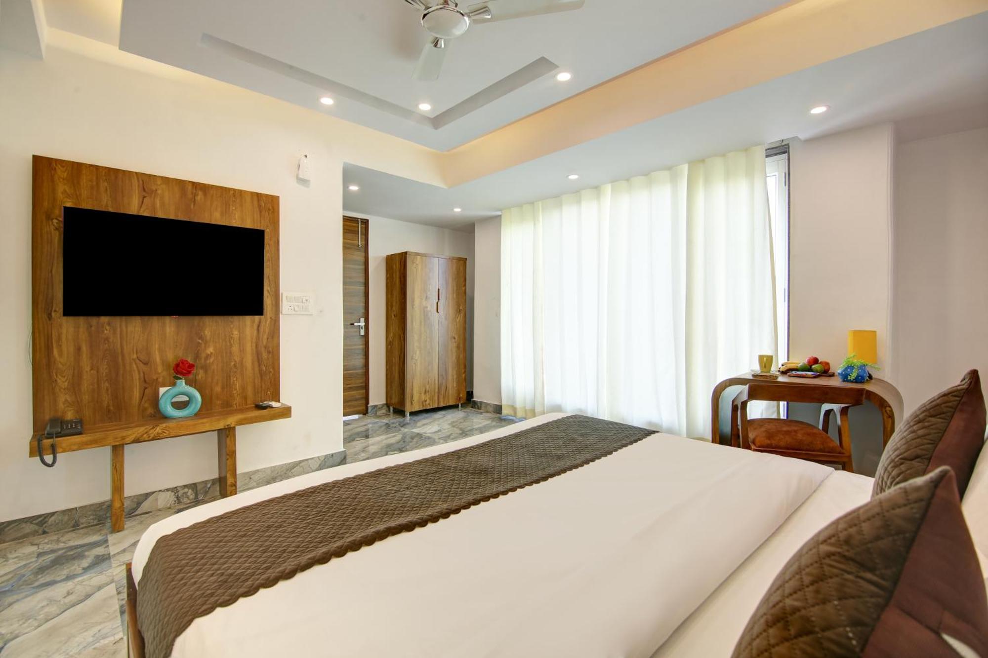 Hotel The Emporio Grand Near Vaishali Metro Station Gáziábád Kültér fotó